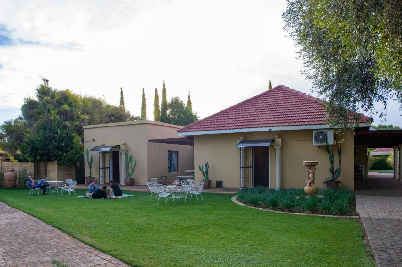Toscana Estate Bloemfontein Esterno foto