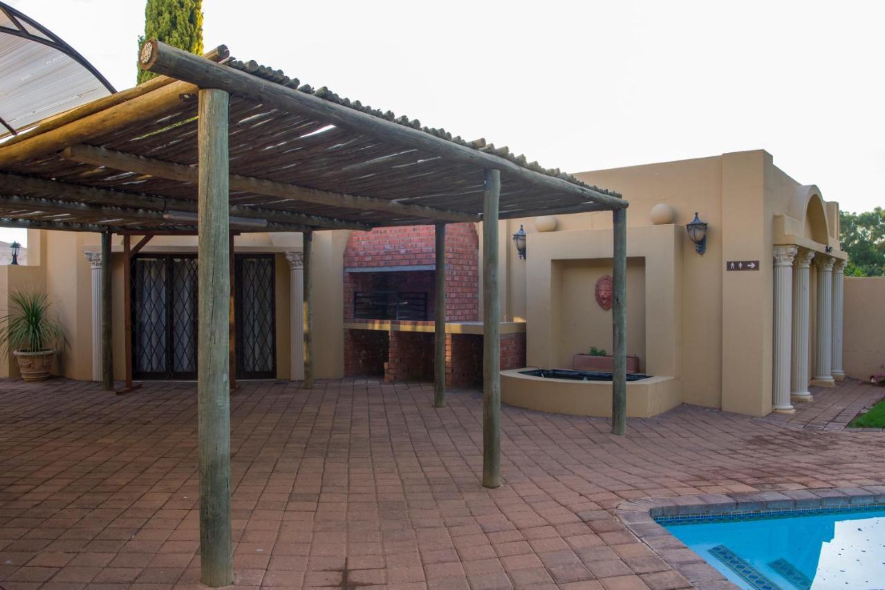 Toscana Estate Bloemfontein Esterno foto