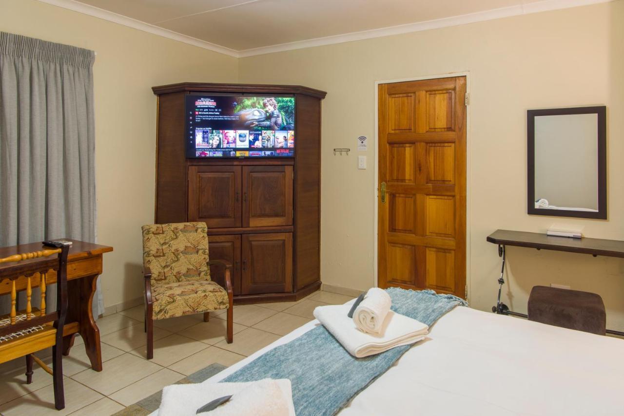 Toscana Estate Bloemfontein Esterno foto