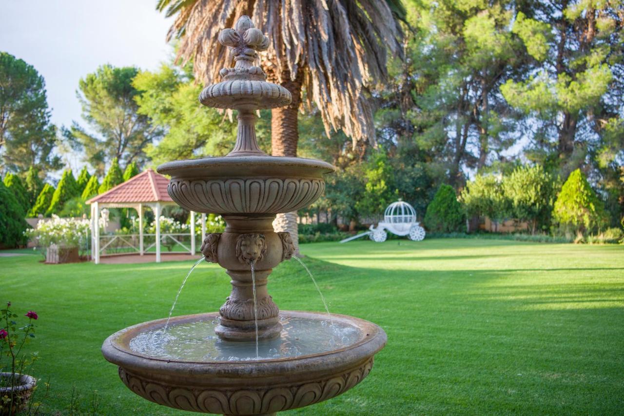 Toscana Estate Bloemfontein Esterno foto