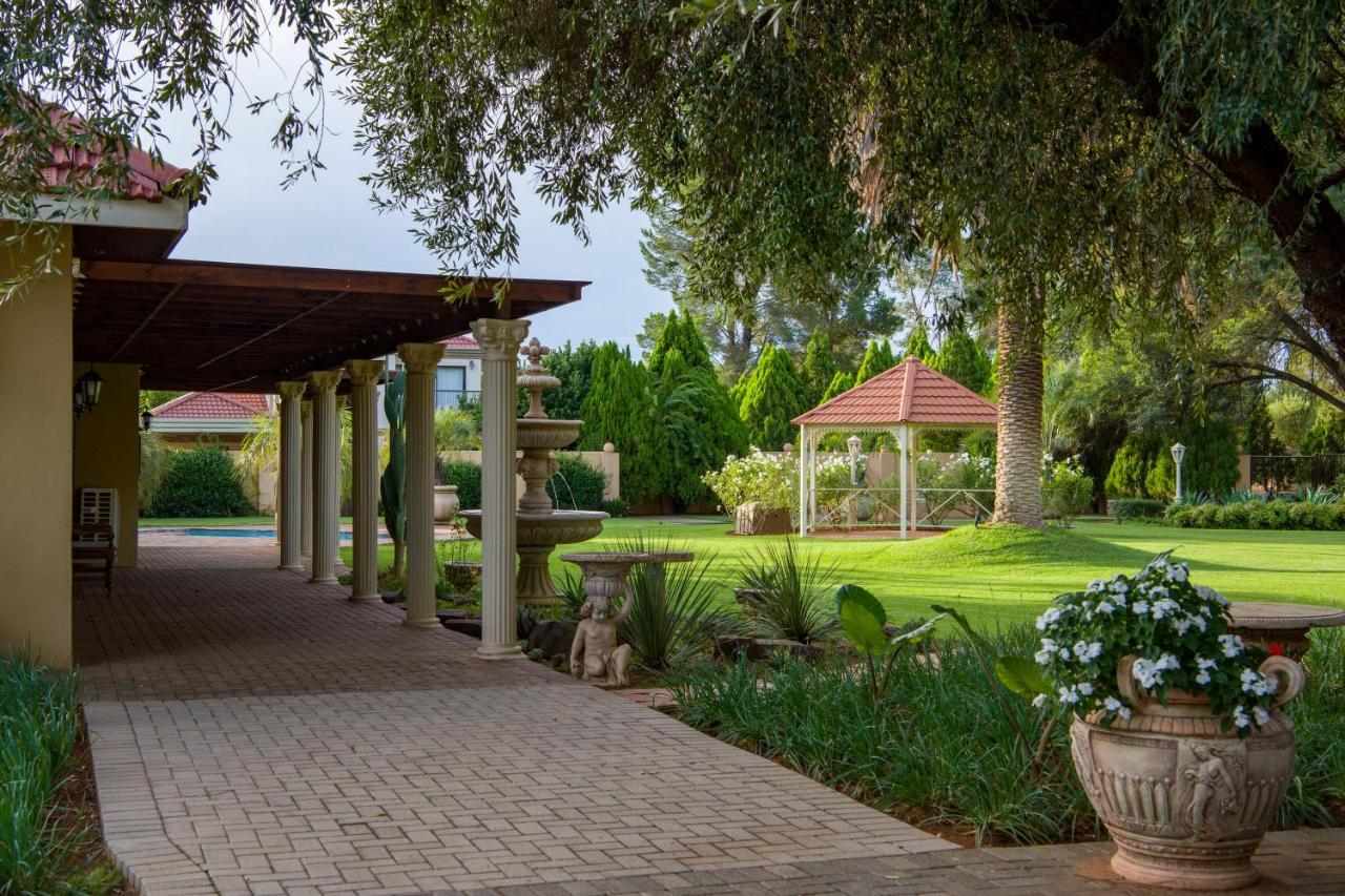 Toscana Estate Bloemfontein Esterno foto