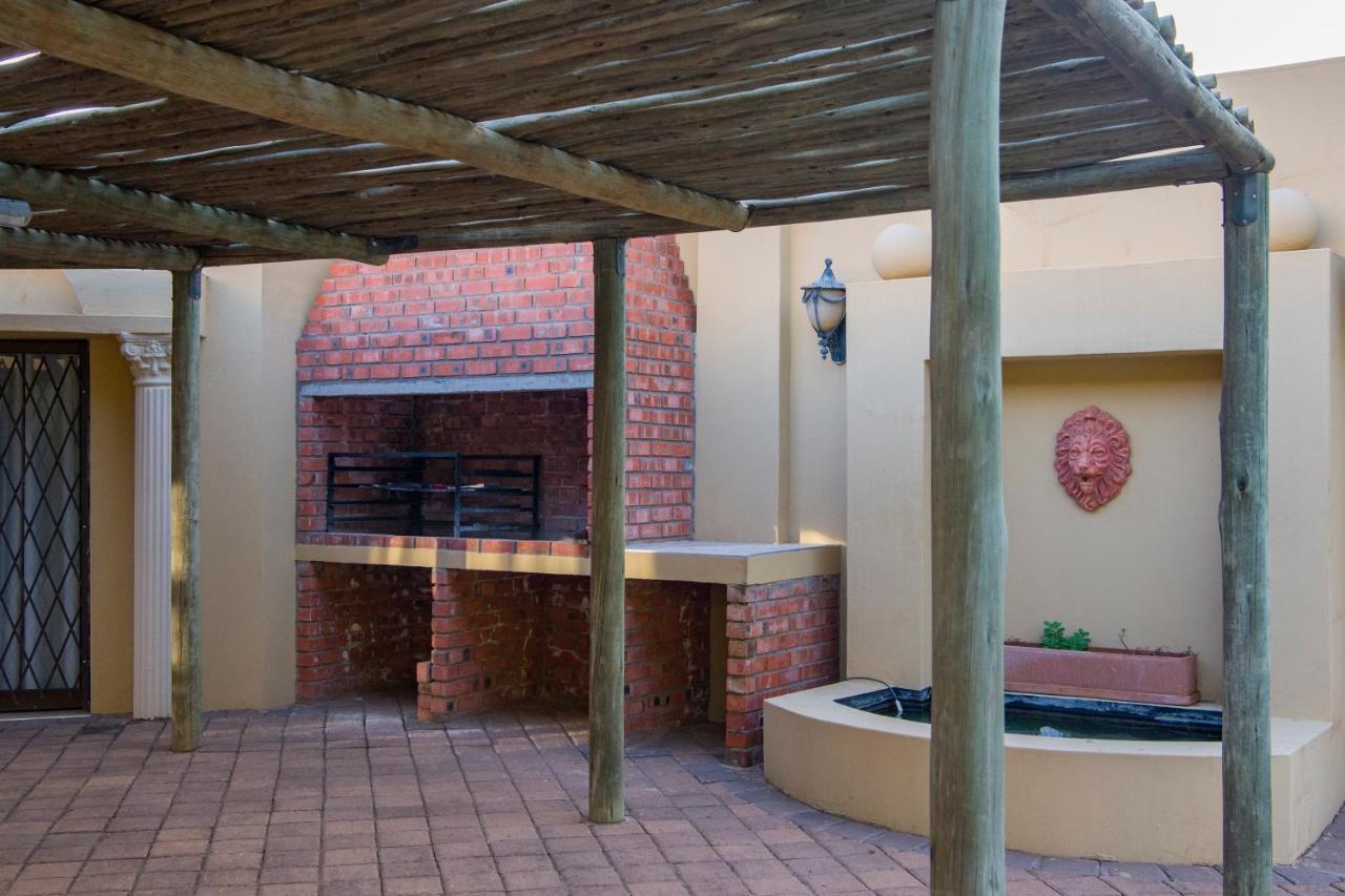 Toscana Estate Bloemfontein Esterno foto